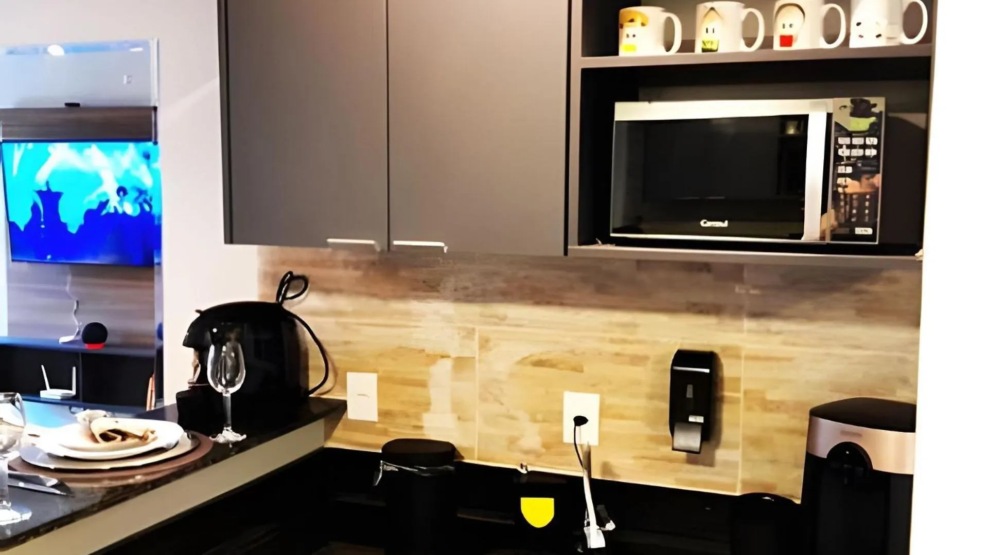 Viva Porto Alegre Como Ela Realmente E: Com Charme, Cultura E Gastronomia A Poucos Passos!! Hospede-Se No Belgravia1756 Apartment