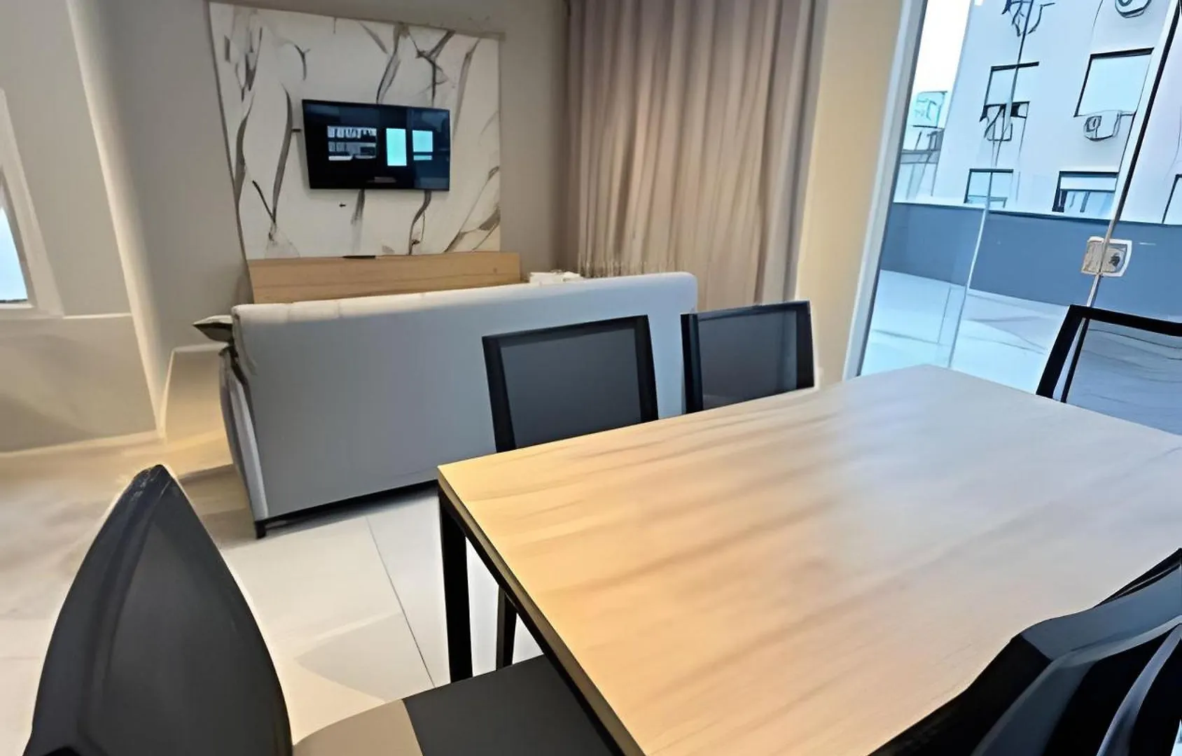 Viva Porto Alegre Como Ela Realmente E: Com Charme, Cultura E Gastronomia A Poucos Passos!! Hospede-Se No Belgravia1756 Apartment